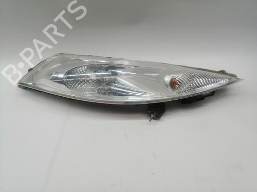 Used Right headlight NISSAN JUKE (F15) 1.6 (117 hp) 24058235