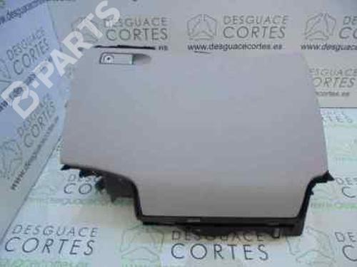 Used Glove box Glove box MERCEDES-BENZ GLK-CLASS (X204) 220 CDI 4-matic (204.984, 204.997) (170 hp) 5641600 5641600