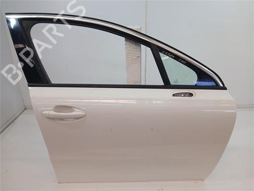 Used Right front door Right front door 39468574 39468574