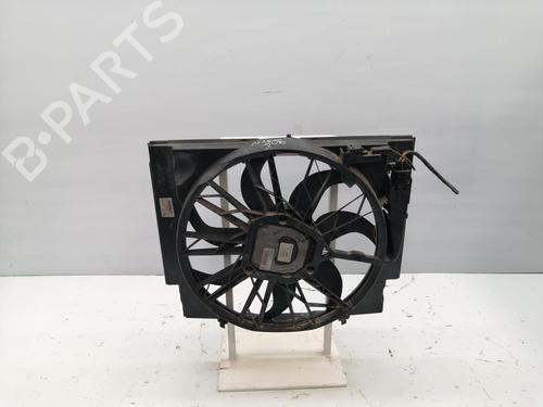 Used Radiator fan BMW 5 Touring (E61) 525 d (197 hp) 31215972