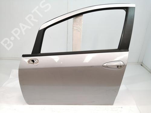 Used Left front door FIAT GRANDE PUNTO (199_) 1.3 D Multijet (75 hp) 26738911