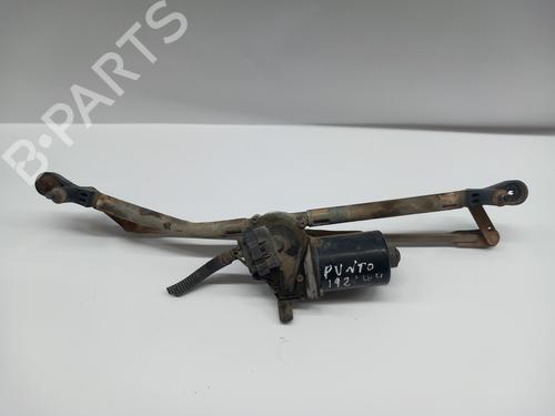 Used Front wiper motor FIAT PUNTO Hatchback Van (188_) 1.2 60 (60 hp) 21138989