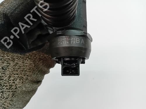 Injector VW GOLF V (1K1)  | BP28325983M100 