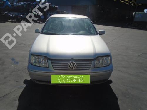 VW BORA I (1J2)    886795