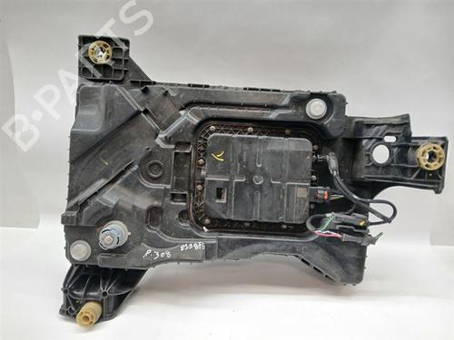 AdBlue-tank AdBlue-tank PEUGEOT 308 II (LB_, LP_, LW_, LH_, L3_) 1.6 BlueHDi 120 (120 hp) 38648505 38648505