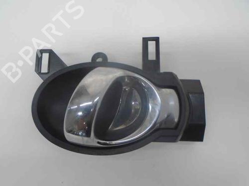 Used Front left interior door handle NISSAN JUKE (F15) 1.2 DIG-T (115 hp) 6070018