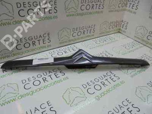 Used Tailgate handle Tailgate handle CITROËN XSARA Coupe (N0) 1.9 D (70 hp) 10253390 10253390