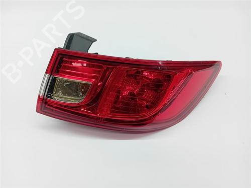 right-taillight-renault-clio-iv-bh_-2012-2013-2014-2015-2016-2017-2018-2019-2020-2021-36298158 main image