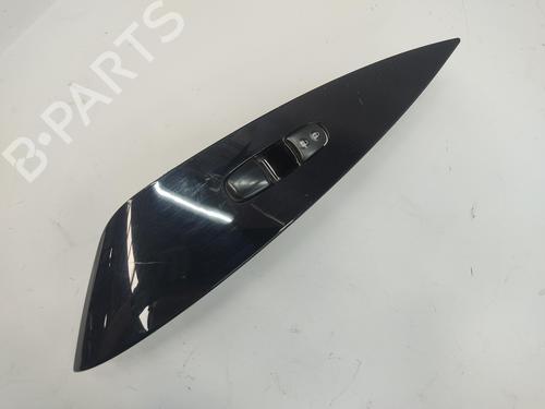 Used Right front window switch NISSAN LEAF (ZE0) Electric (109 hp) 27301583