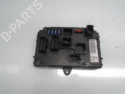 Used Fuse box PEUGEOT 407 (6D_) 2.0 (6DRFNB, 6DRFNE) (136 hp) 7565614
