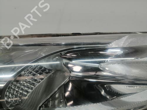 Right headlight NISSAN JUKE (F15) 1.6 | BP24058235C29 