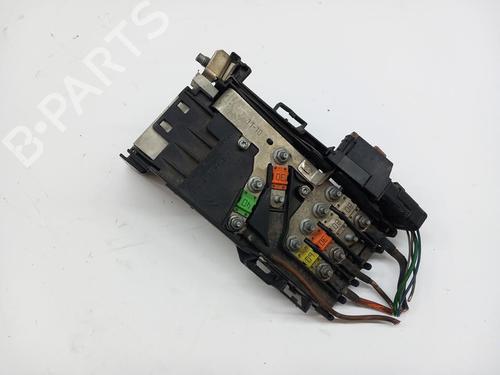 Used Fuse box Fuse box PEUGEOT 5008 (0U_, 0E_) [2009-2017] 33453320 33453320