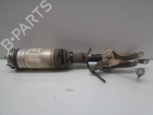 Used Left front shock absorber LAND ROVER RANGE ROVER SPORT II (L494) 3.0 TDV6 4x4 (258 hp) 9396684