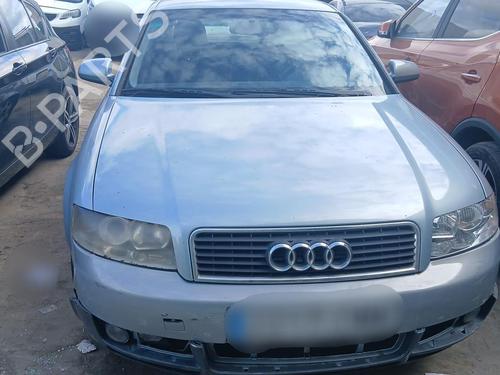 Pièces Détachées Usagées AUDI A4 B6 (8E2) 1.9 TDI (130 hp) 4472436