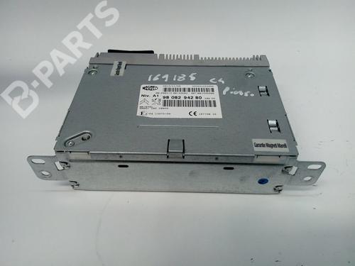 radio-citroen-c4-picasso-ii-1613351880-2013-10379007 main image
