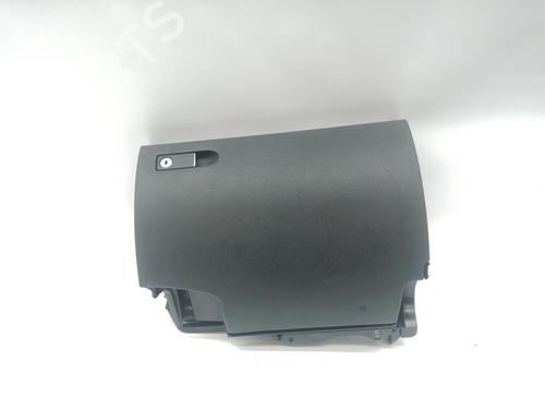 Used Glove box MERCEDES-BENZ C-CLASS (W204) C 220 CDI (204.008) (170 hp) 22309926