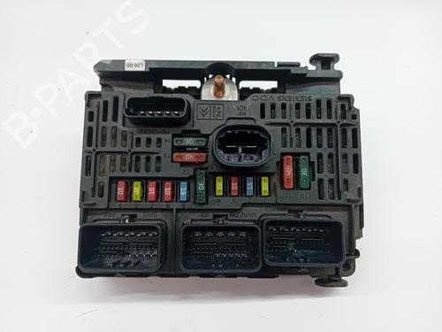 Used Fuse box Fuse box CITROËN C4 Coupe (LA_) [2004-2013] 33464402 33464402