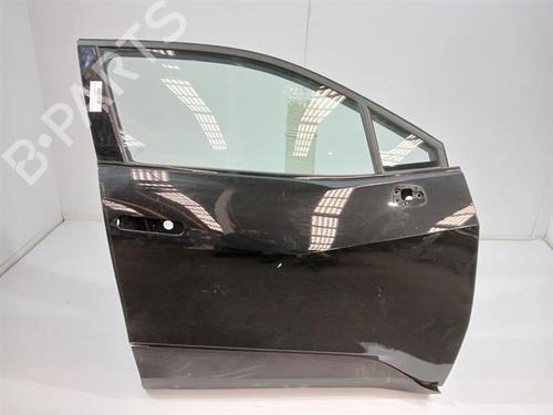 right-front-door-toyota-c-hr-_x1_-2016-28094615 main image