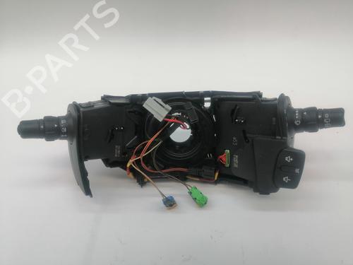 Used Headlight switch RENAULT CLIO III (BR0/1, CR0/1) [2005-2014]  28191544