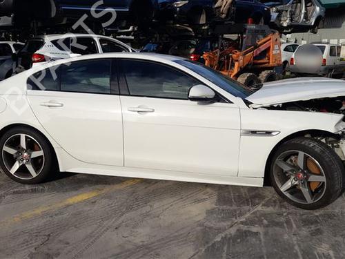 Used Parts JAGUAR XE (X760)  2.0 D  4972969