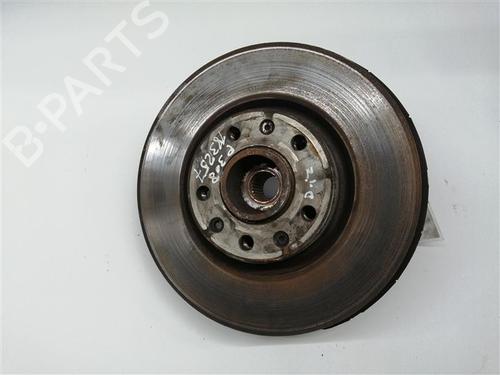 Used Left front steering knuckle Left front steering knuckle PEUGEOT 308 II (LB_, LP_, LW_, LH_, L3_) 1.2 THP 130 (131 hp) 16137622 16137622