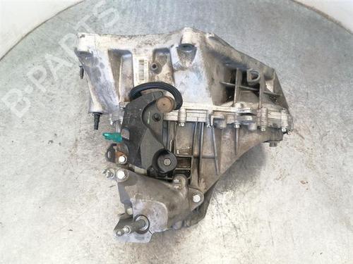 gearbox-renault-laguna-iii-bt01-2007-2008-2009-2010-2011-2012-2013-2014-2015-38472470 main image