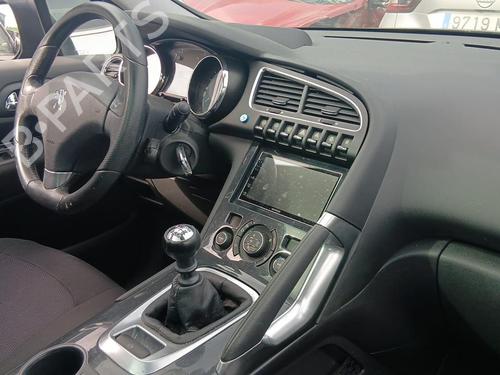 Fuse box PEUGEOT 3008 I MPV (0U_) 1.6 HDi | BP32461397E1 