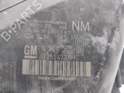 Right headlight OPEL ZAFIRA / ZAFIRA FAMILY B (A05) 1.7 CDTI (M75) | BP30166703C29