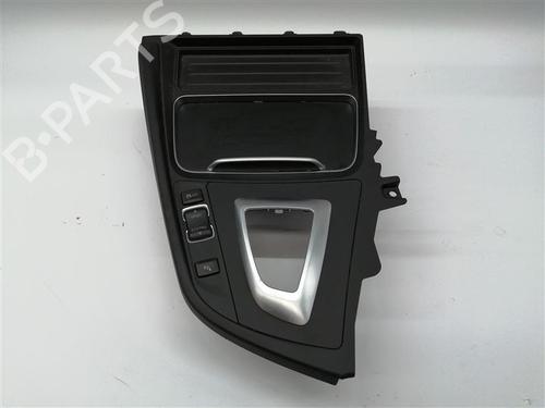 Console centrale Console centrale BMW 4 Gran Coupe (F36) 420 d (190 hp) 26913317 26913317