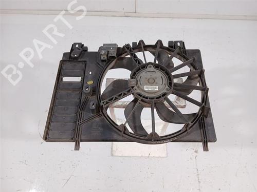 Used Radiator fan Radiator fan 30727160 30727160