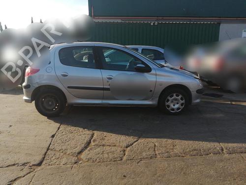 Pare-chocs avant PEUGEOT 206 Hatchback (2A/C) 1.4 HDi eco 70 | BP30928705C7
