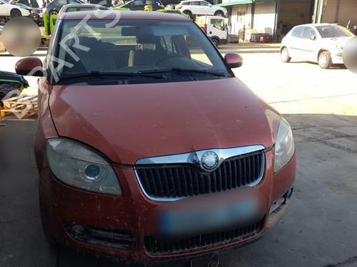 Used Parts SKODA ROOMSTER (5J7) 1.9 TDI 4977166