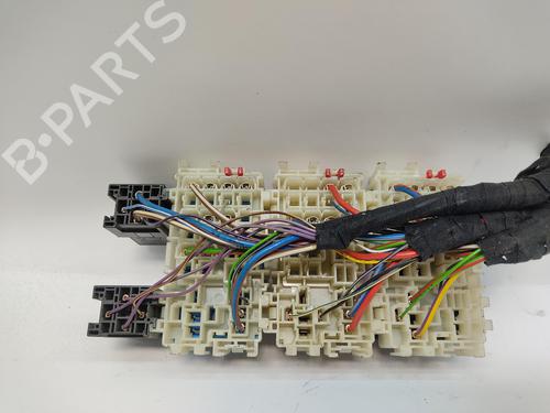 Fuse box LAND ROVER DISCOVERY SPORT (L550)  | BP29243997E1 