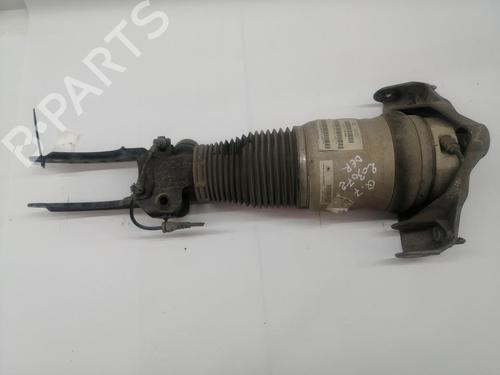 Used Right front shock absorber AUDI Q7 (4LB) 3.0 TDI quattro (233 hp) 28217366