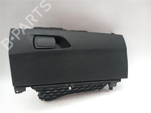 Used Glove box Glove box 39467906 39467906