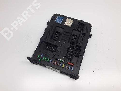 Used Fuse box Fuse box CITROËN C5 II (RC_) [2004-2008] 10636011 10636011