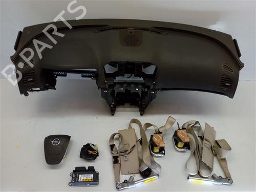 Used Airbag Kit Airbag Kit OPEL INSIGNIA A Saloon (G09) 2.0 CDTI (69) (160 hp) 12520225 12520225