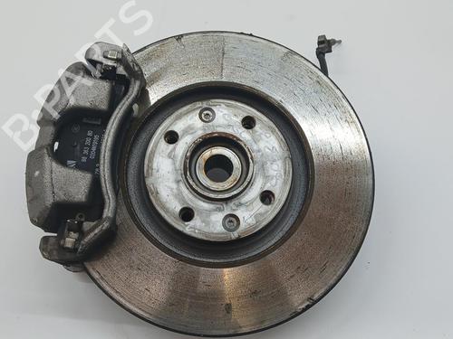 Used Left front steering knuckle Left front steering knuckle PEUGEOT 2008 II (UD_, US_, UY_, UJ_, UR_, UC_) [2019-2026] 35801449 35801449