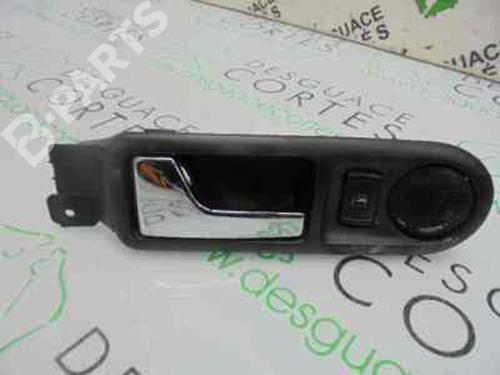 Used Rear left interior door handle Rear left interior door handle VW BORA I (1J2) 1.9 TDI (90 hp) 5453531 5453531