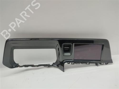 display-monitor-ford-transit-courier-v769-box-bodympv-n3p-2023-29531928 main image