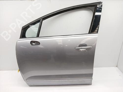 Used Left front door PEUGEOT 5008 (0U_, 0E_) 2.0 HDi 150 / BlueHDi 150 (150 hp) 29584720