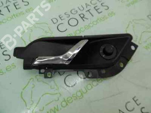 Used Front left interior door handle Front left interior door handle SKODA RAPID (NH3, NK3, NK6) 1.6 TDI (90 hp) 5520706 5520706