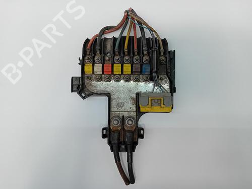 Used Fuse box Fuse box 37195277 37195277