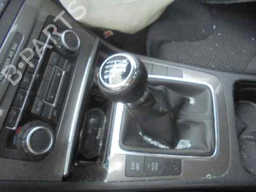 Left front steering knuckle VW PASSAT B6 (3C2) 2.0 TDI | BP5454622M25