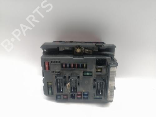Used Fuse box CITROËN C5 III (RD_) 2.7 HDi (RDUHZJ) (204 hp) 18964352
