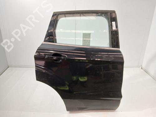 Used Right rear door Right rear door 37011968 37011968