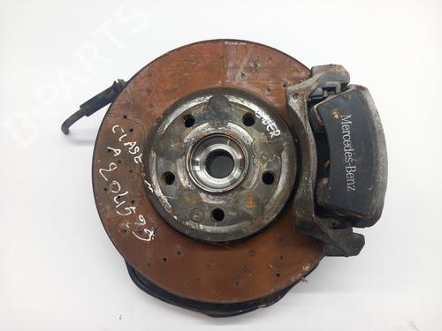 Used Right front steering knuckle MERCEDES-BENZ A-CLASS (W176) A 200 CDI / d (176.008) (136 hp) 30508252