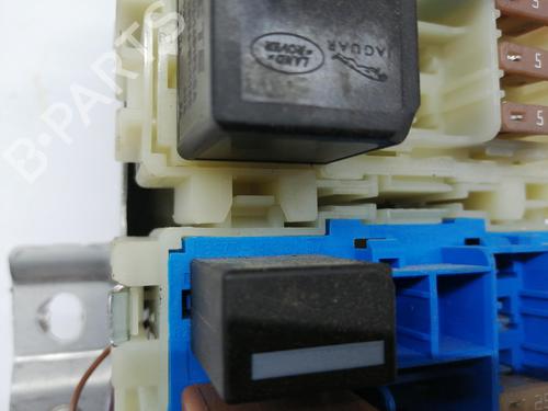 Fuse box LAND ROVER DISCOVERY SPORT (L550)  | BP29322246E1 