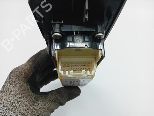 Left front window switch LEXUS IS II (_E2_) 220d (ALE20) | BP37246872I27 - Image 2