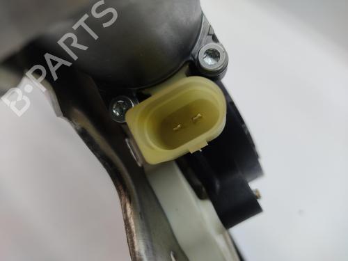Front right window mechanism LAND ROVER RANGE ROVER III (L322) 3.0 D 4x4 | BP24336826C23 